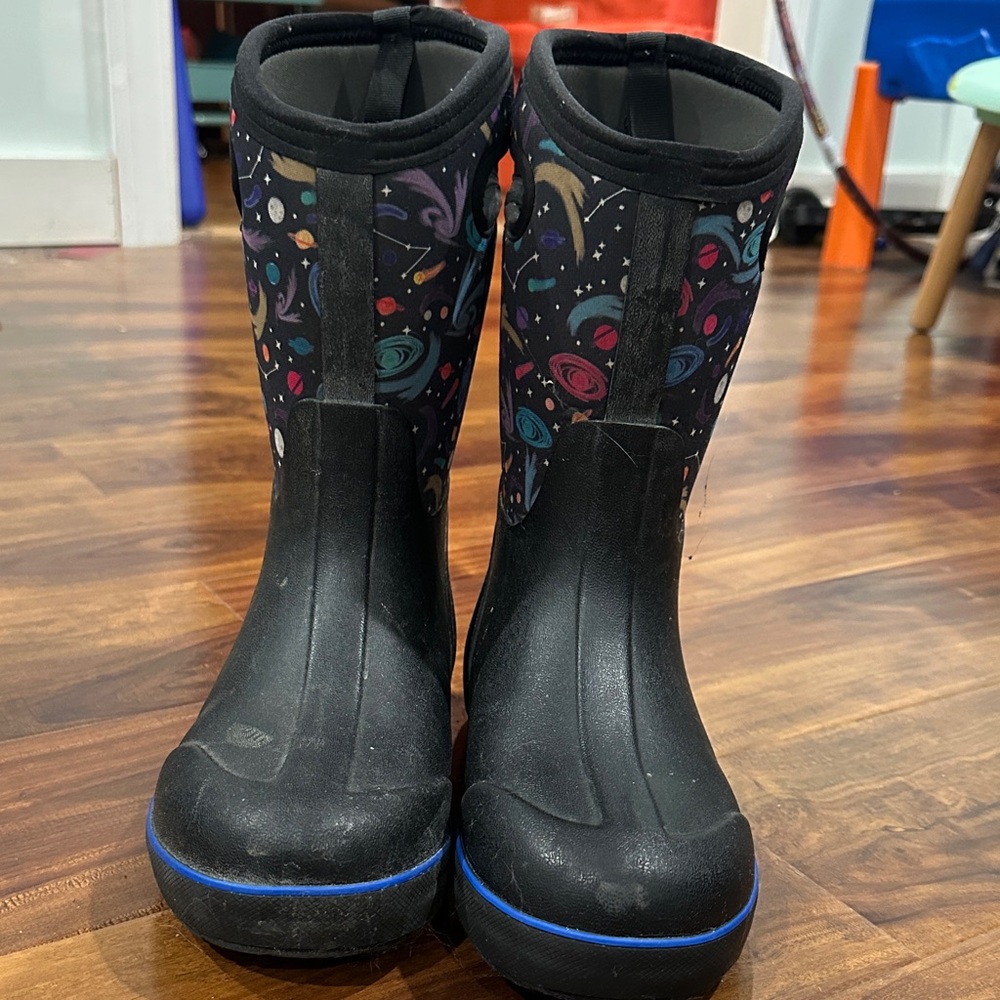Bogs Kids Black and Blue Space Boots